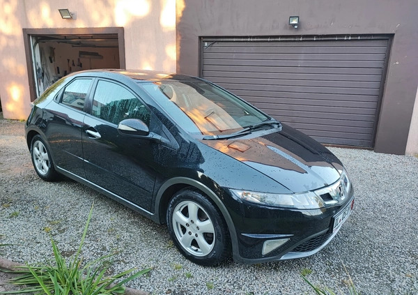 Honda Civic cena 26999 przebieg: 184000, rok produkcji 2009 z Tomaszów Lubelski małe 137